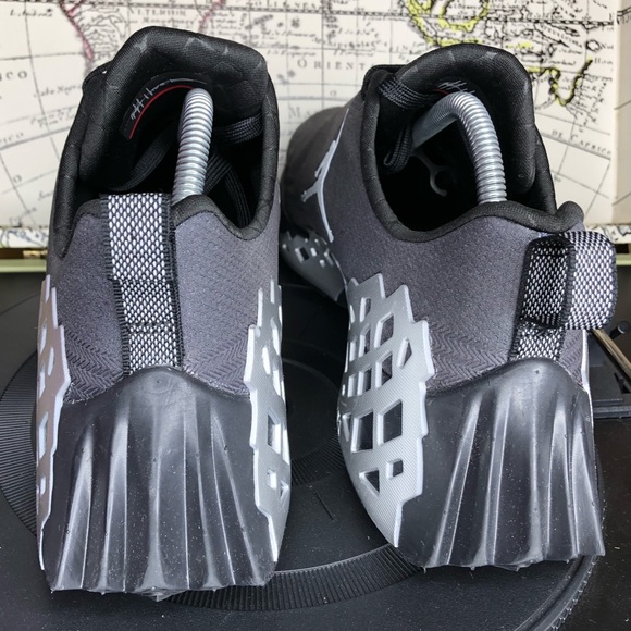 JORDAN TRUNNER NXT REACT SIZE 11 - Picture 4 of 6